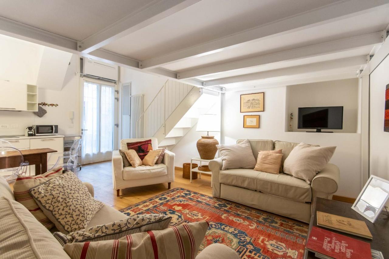 Charming Studio Near Piazza Castello By Wonderful Italy Turijn Buitenkant foto